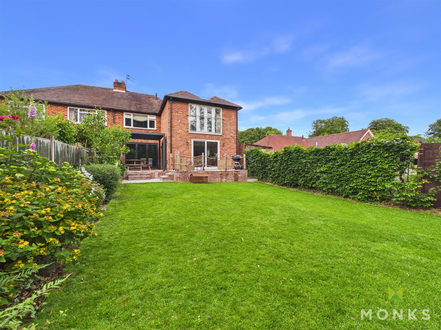 3 Aysgarth Road, Shrewsbury, SY3 8TW For Sale